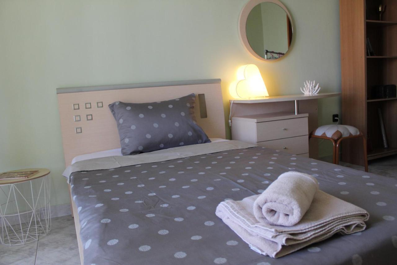 Comfortable Apartment In The Center Of Alexandroupolis Екстериор снимка